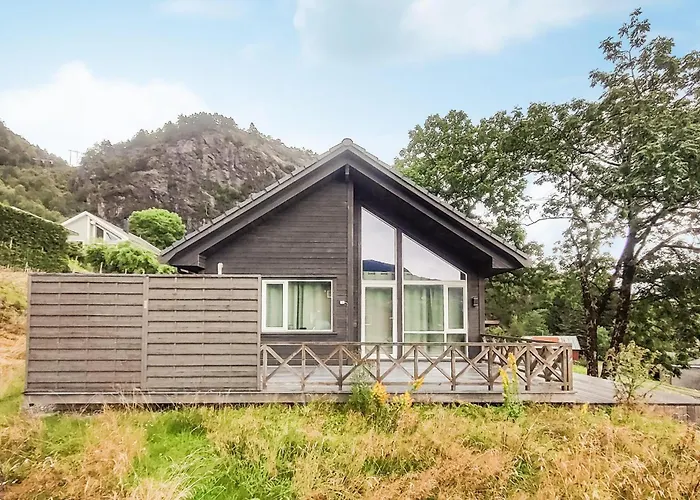 Vakantiehuis 3 Bedroom Beautiful In *